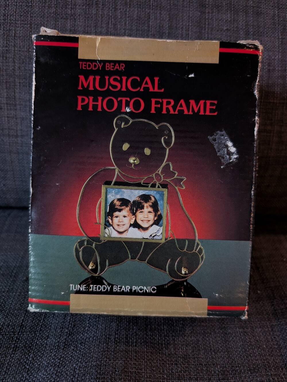 Vintage 1989 Musical Teddy Bear Photo Frame!